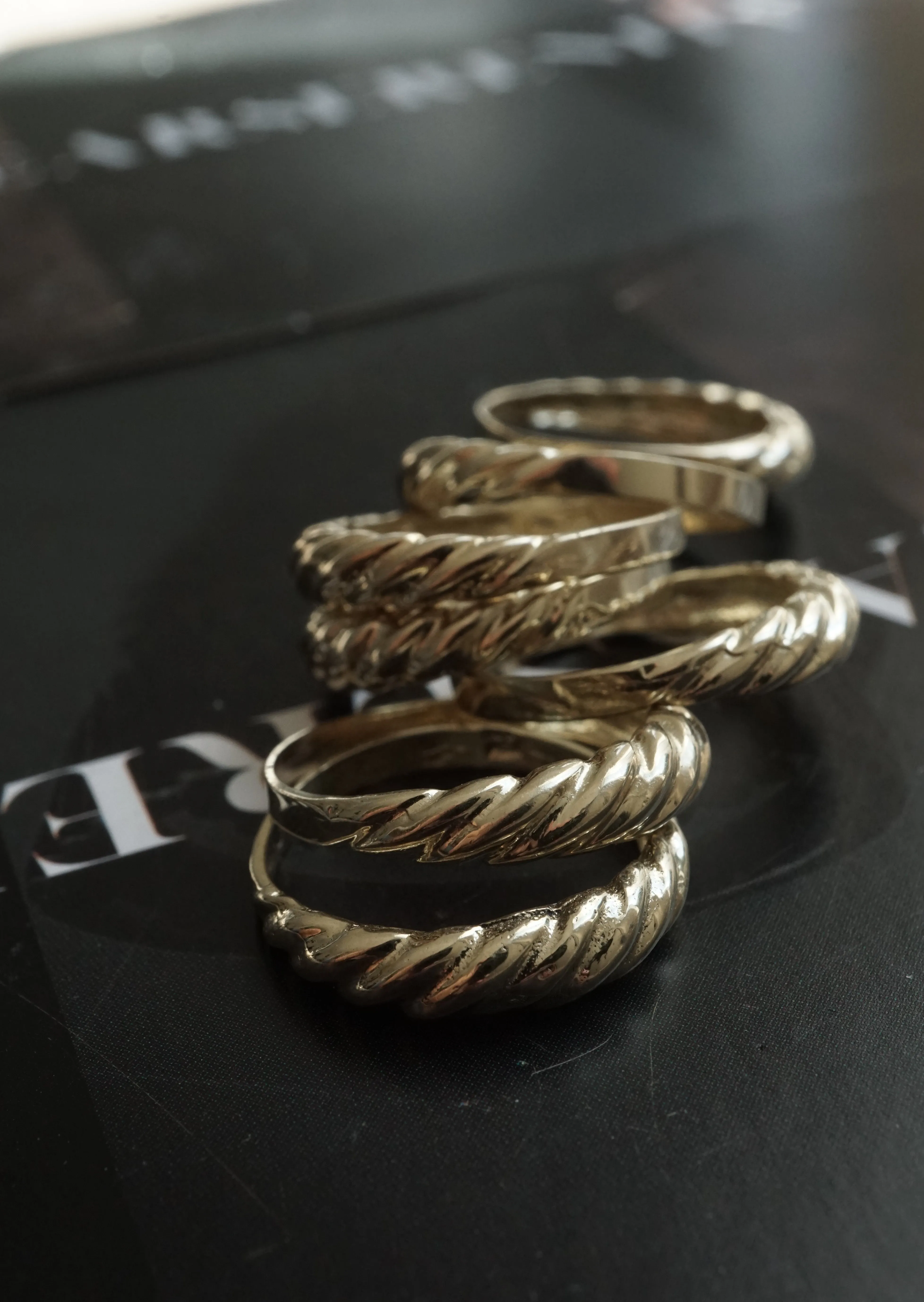 10k Gold Skinny Croissant Pinky Ring