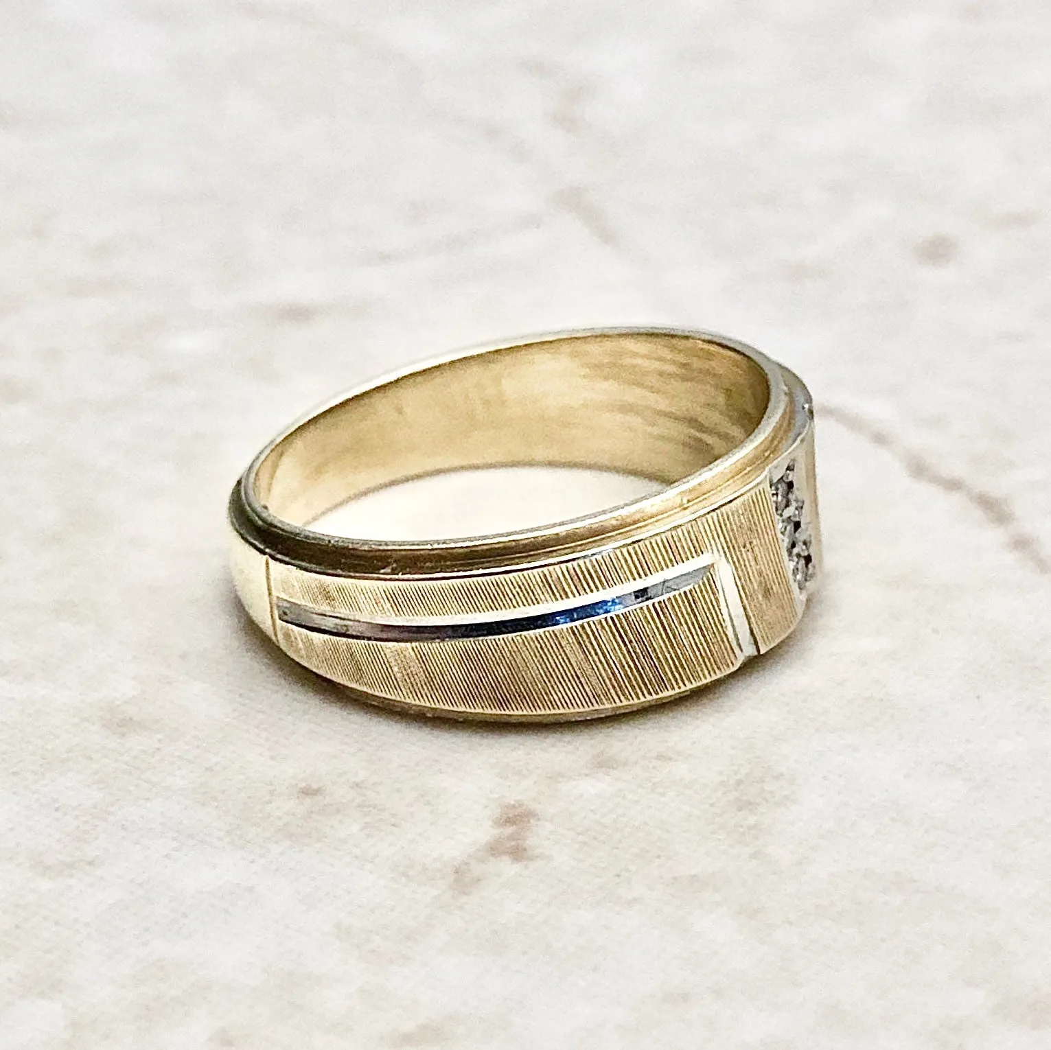 14 Karat Yellow Gold Diamond Wedding Band Ring