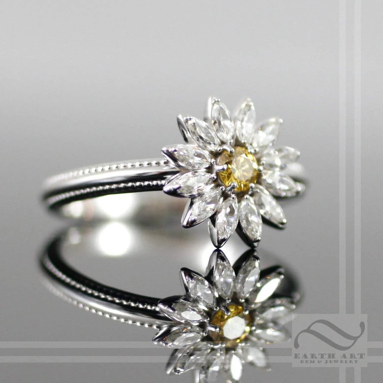 14k white gold and Diamond Daisy Ring