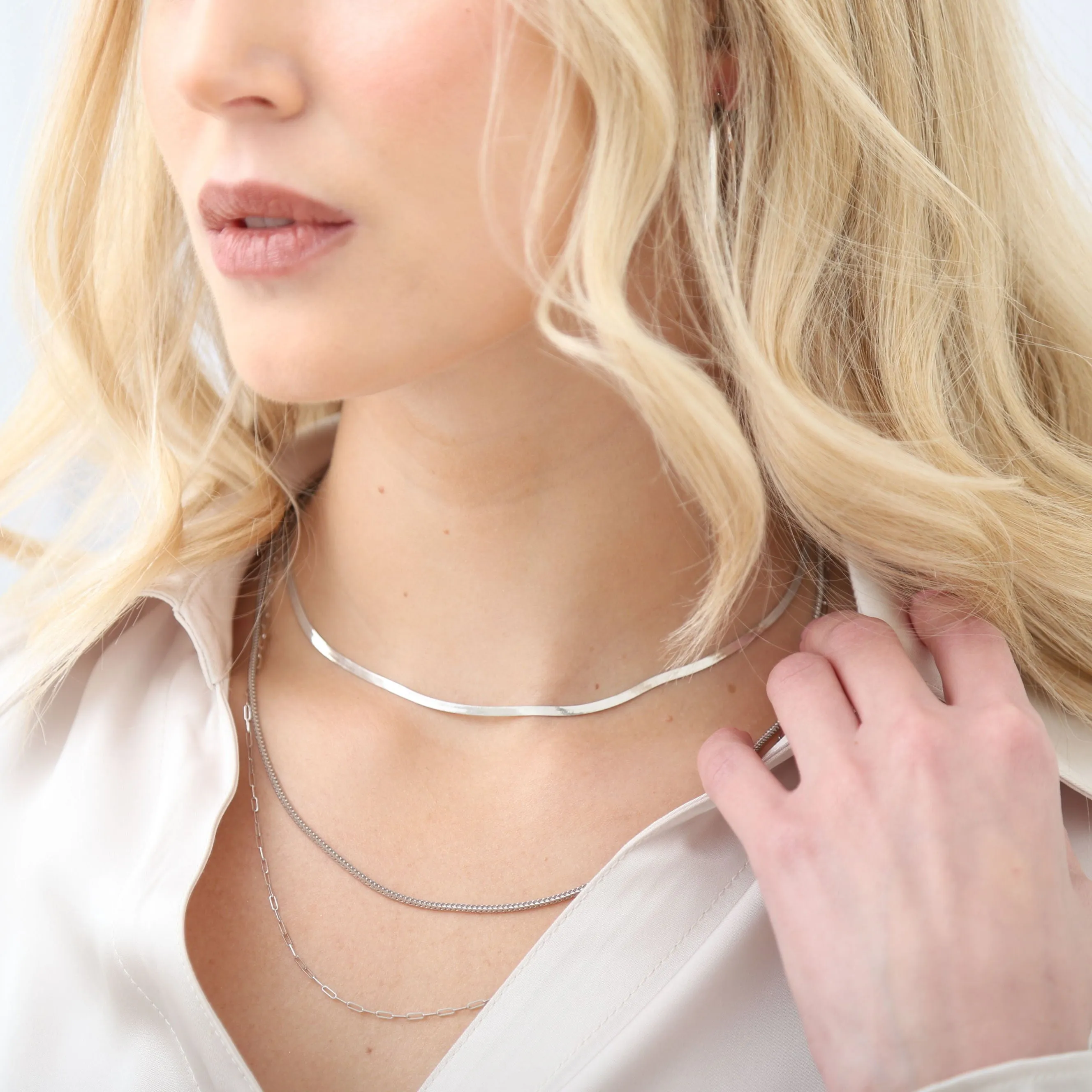 14K White Gold Thin Paperclip Necklace