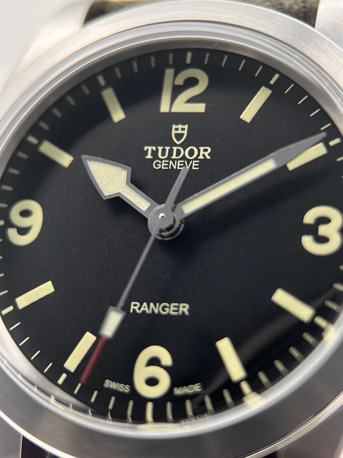 2022  NEW Tudor Ranger Black Dial Fabric Strap Men's Watch M79950-0003