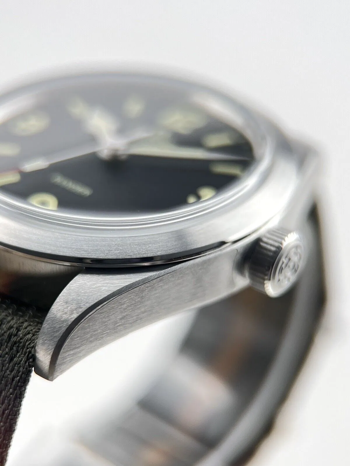 2022  NEW Tudor Ranger Black Dial Fabric Strap Men's Watch M79950-0003