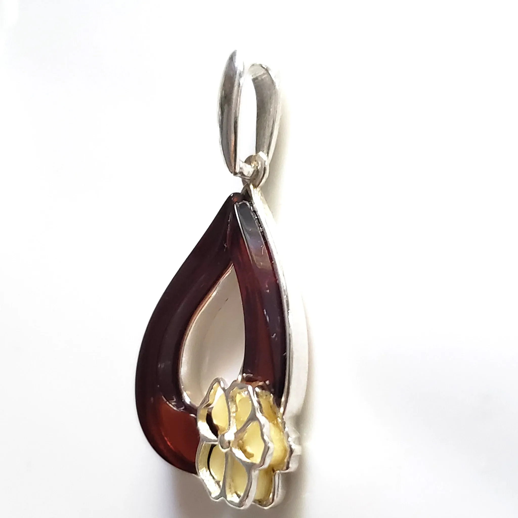 Cherry Amber Oval with Small Flower Earrings Pendant Silver Set
