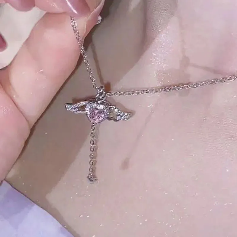 Crystal Angel Wings Heart Pendant Necklaces Set Ladies Girl Simple Y2K Pink White Zircon Love Elegant Necklace Women Jewelry Set