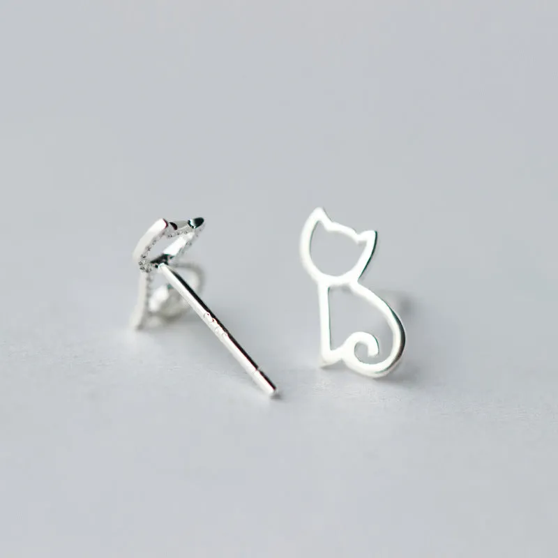 Cute Sitting Kitty Stud Earrings - SS057