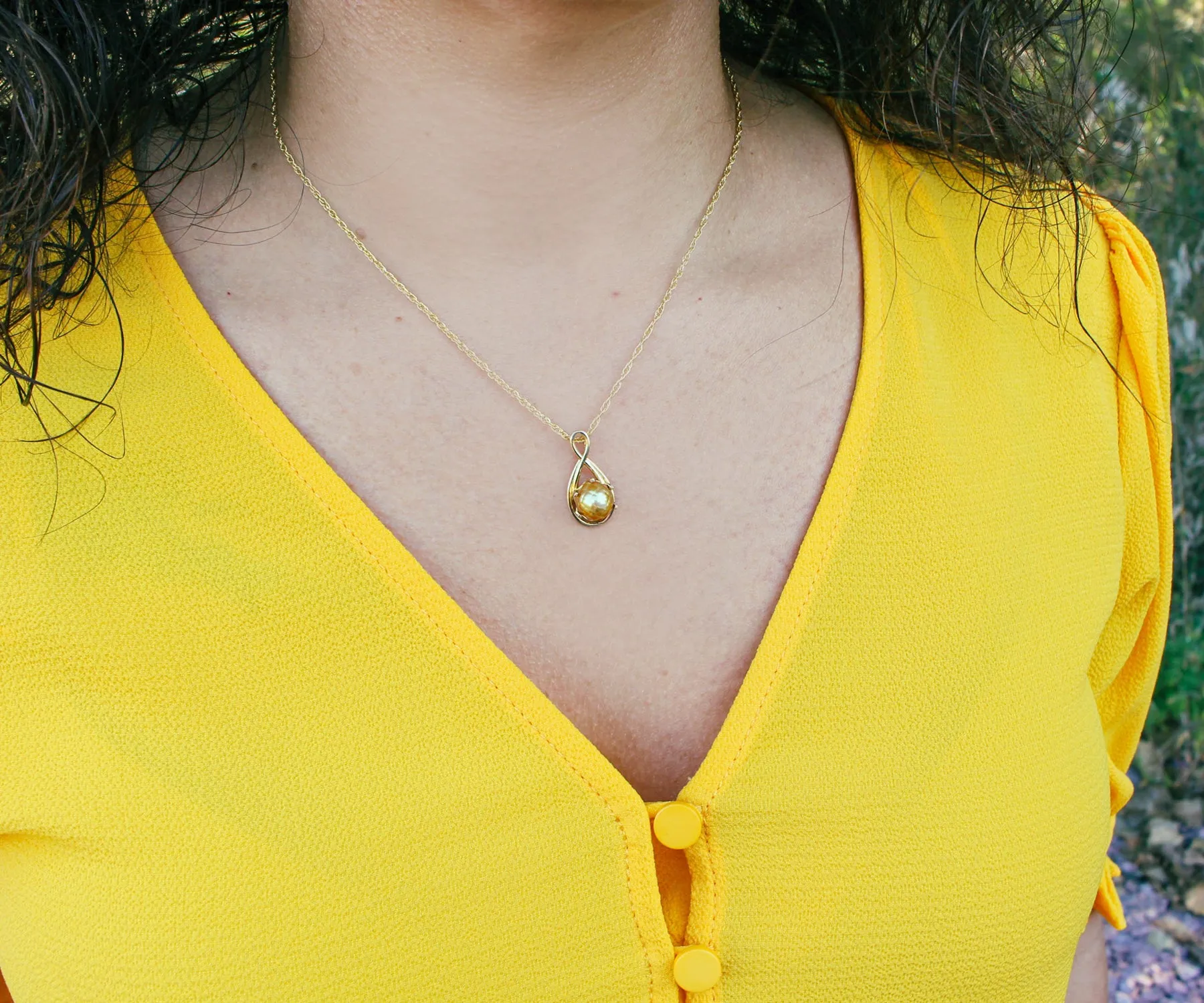 Diamond Cut Golden Pearl Teardrop Necklace