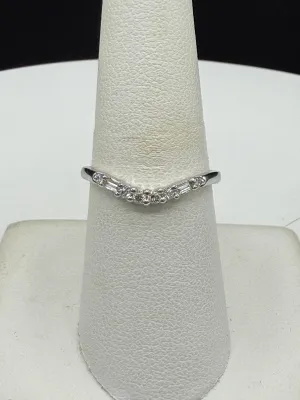 Elegant Natural Diamond Stackable 14k White Gold Ring – Size 7, Petite Chevron Band