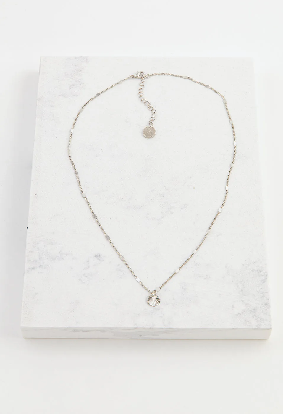 Everly Circle Necklace