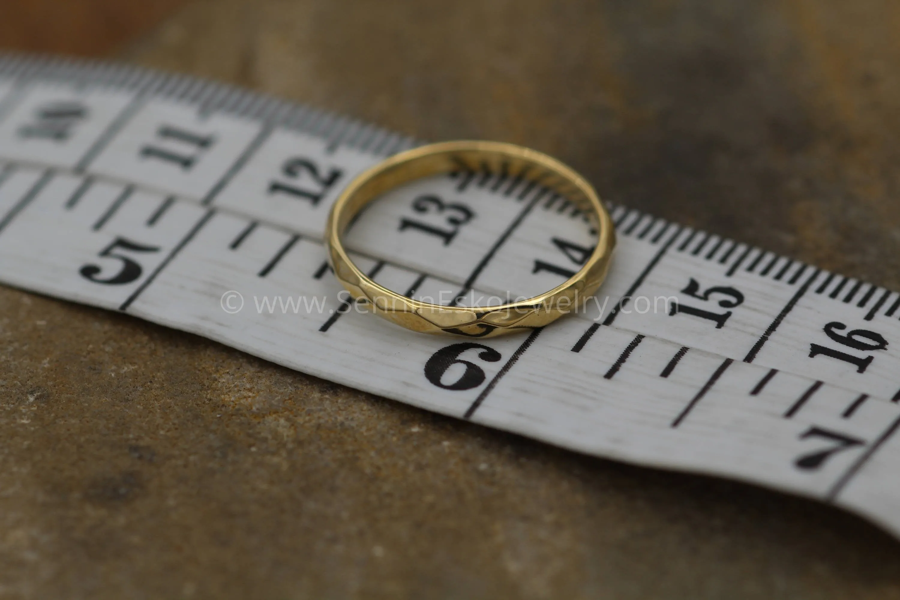Faceted 14kt Yellow Gold 2.5mm Band