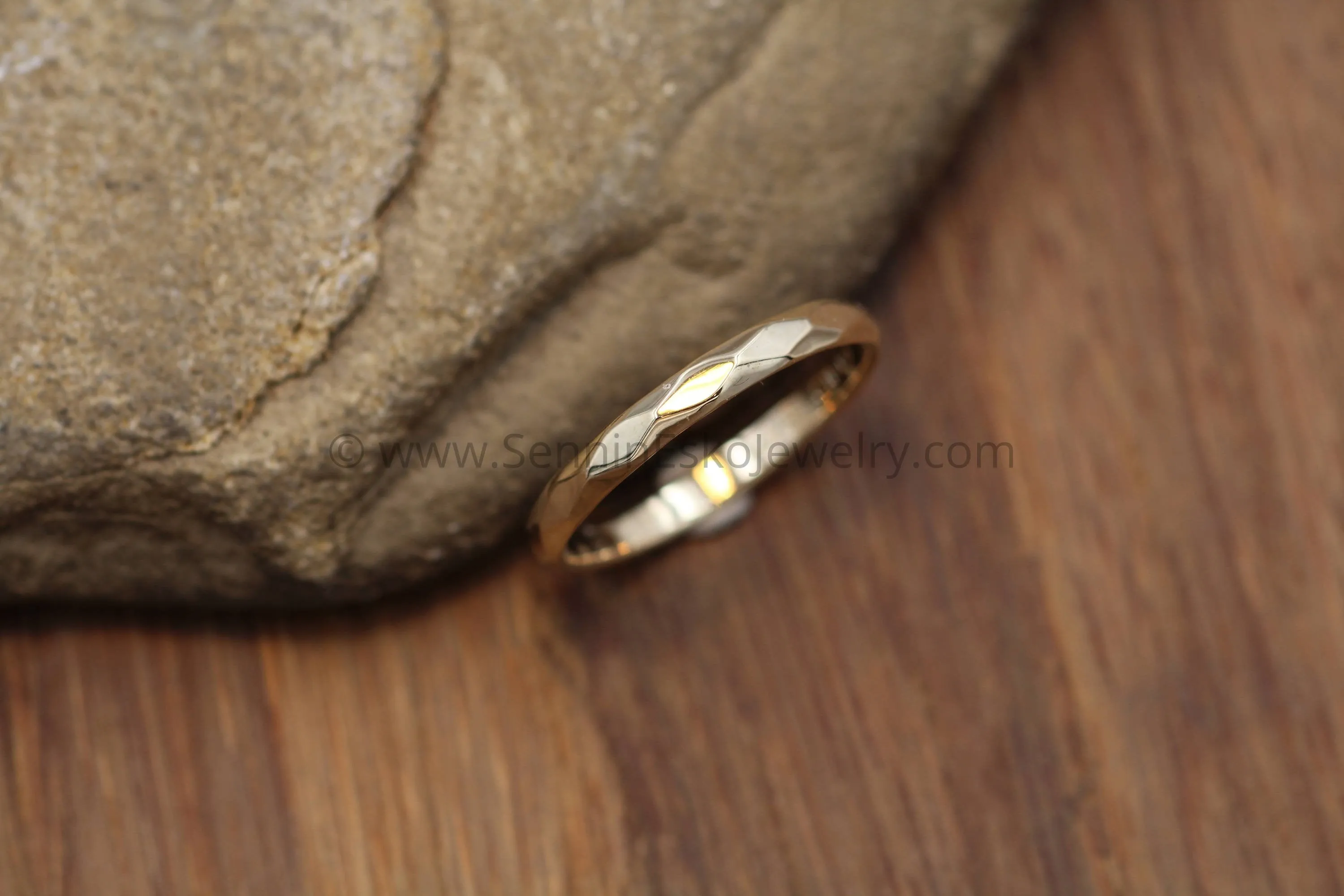 Faceted 14kt Yellow Gold 2.5mm Band