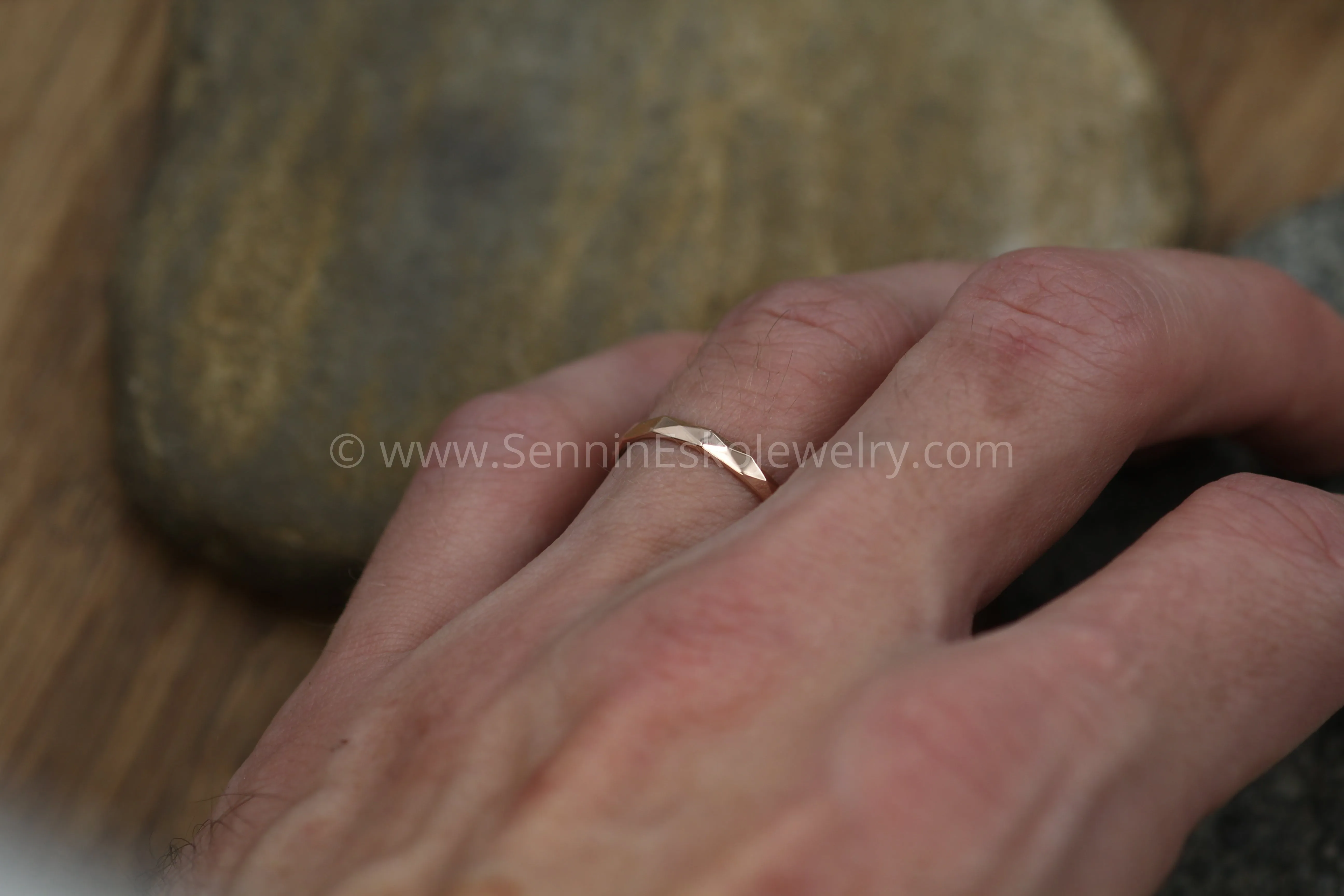 Faceted 14kt Yellow Gold 2.5mm Band
