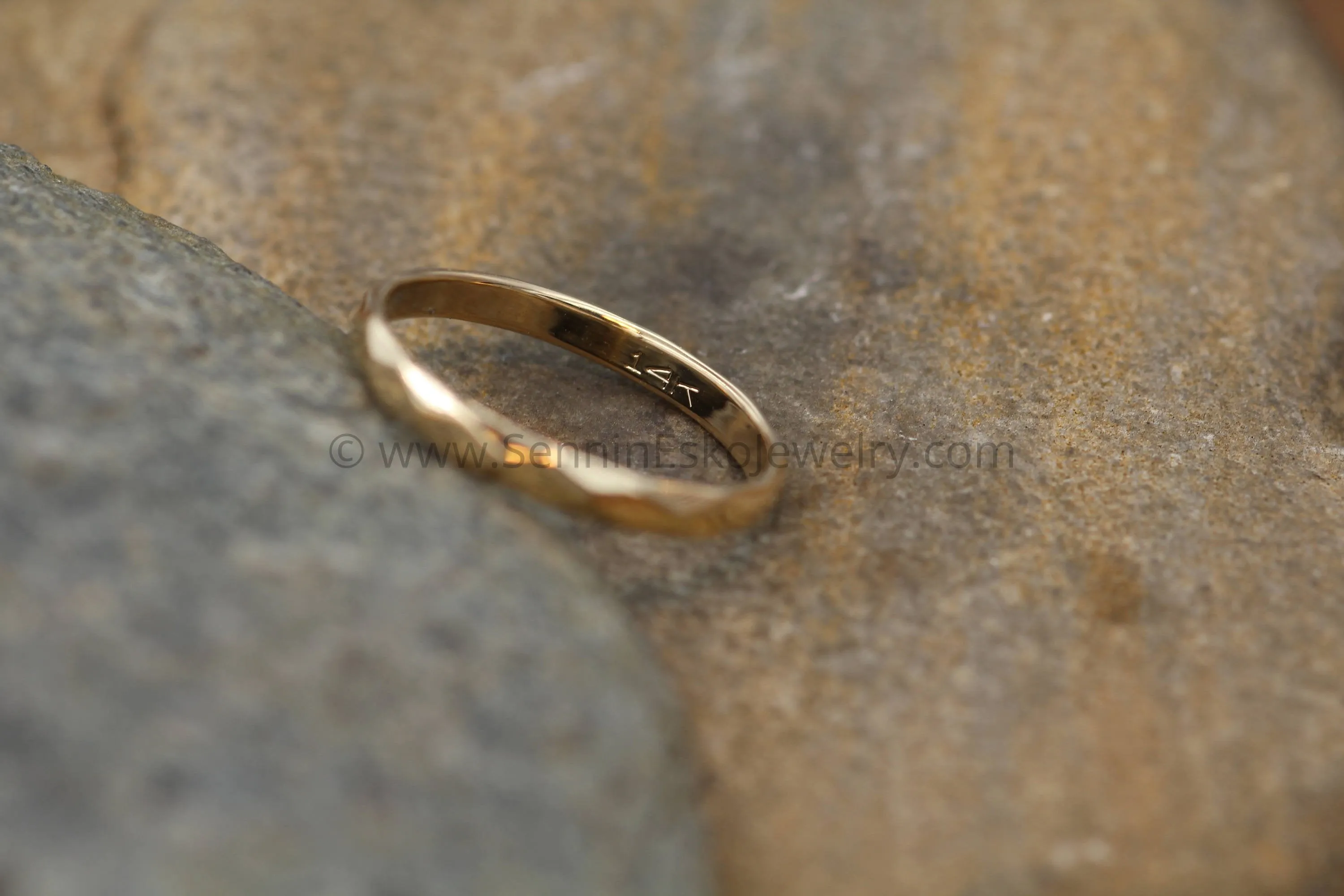 Faceted 14kt Yellow Gold 2.5mm Band