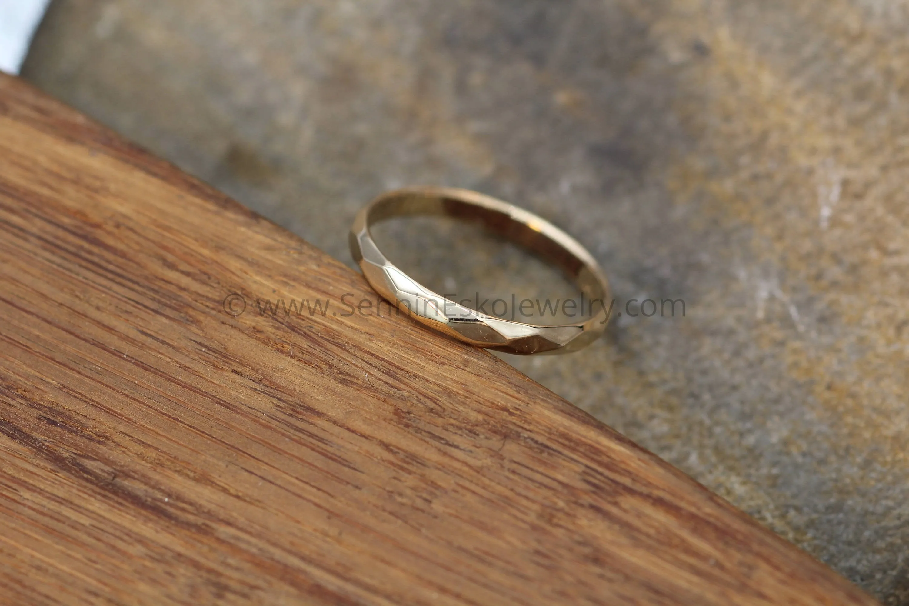 Faceted 14kt Yellow Gold 2.5mm Band