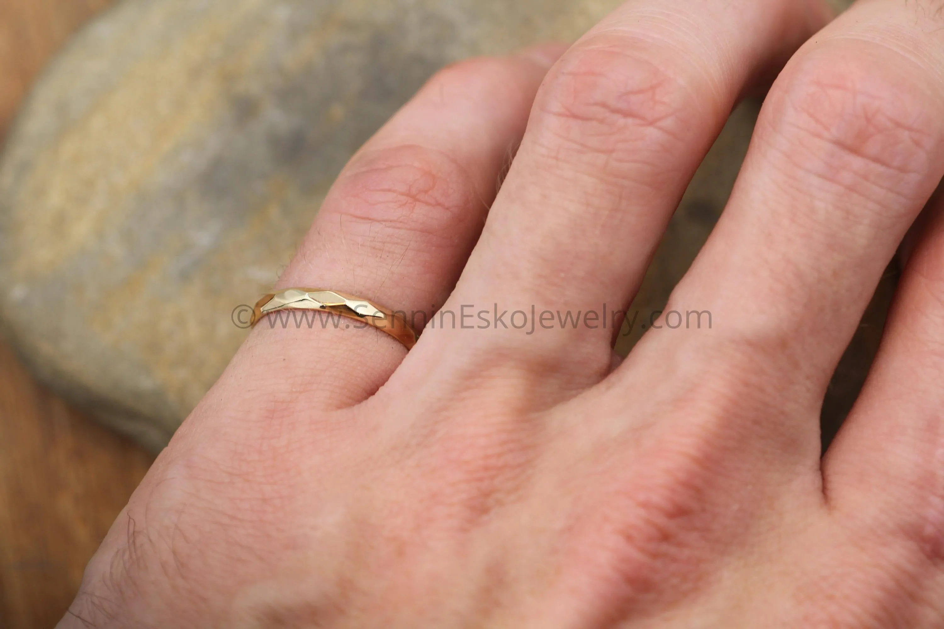 Faceted 14kt Yellow Gold 2.5mm Band