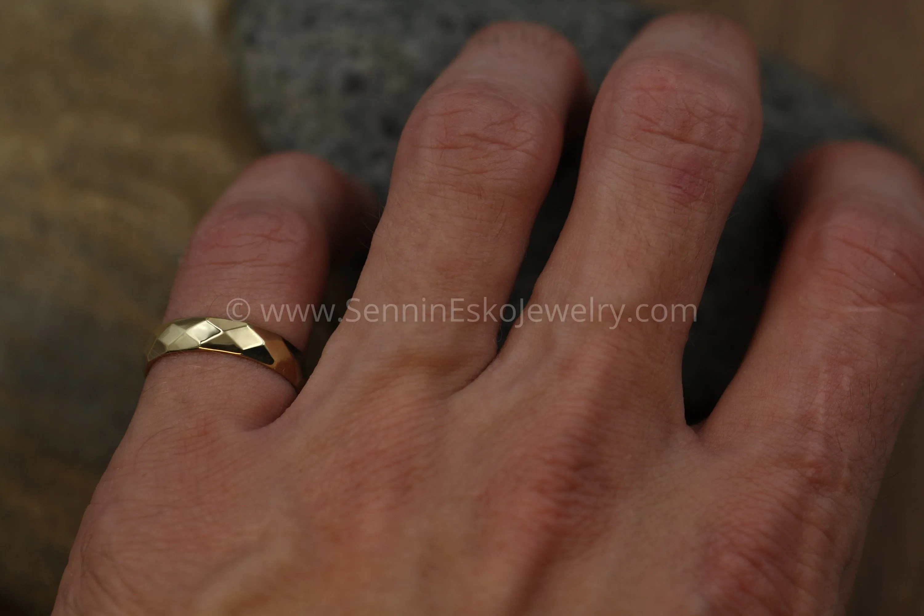 Faceted 14kt Yellow Gold 5x1.4mm Band