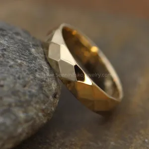 Faceted 14kt Yellow Gold 5x1.4mm Band