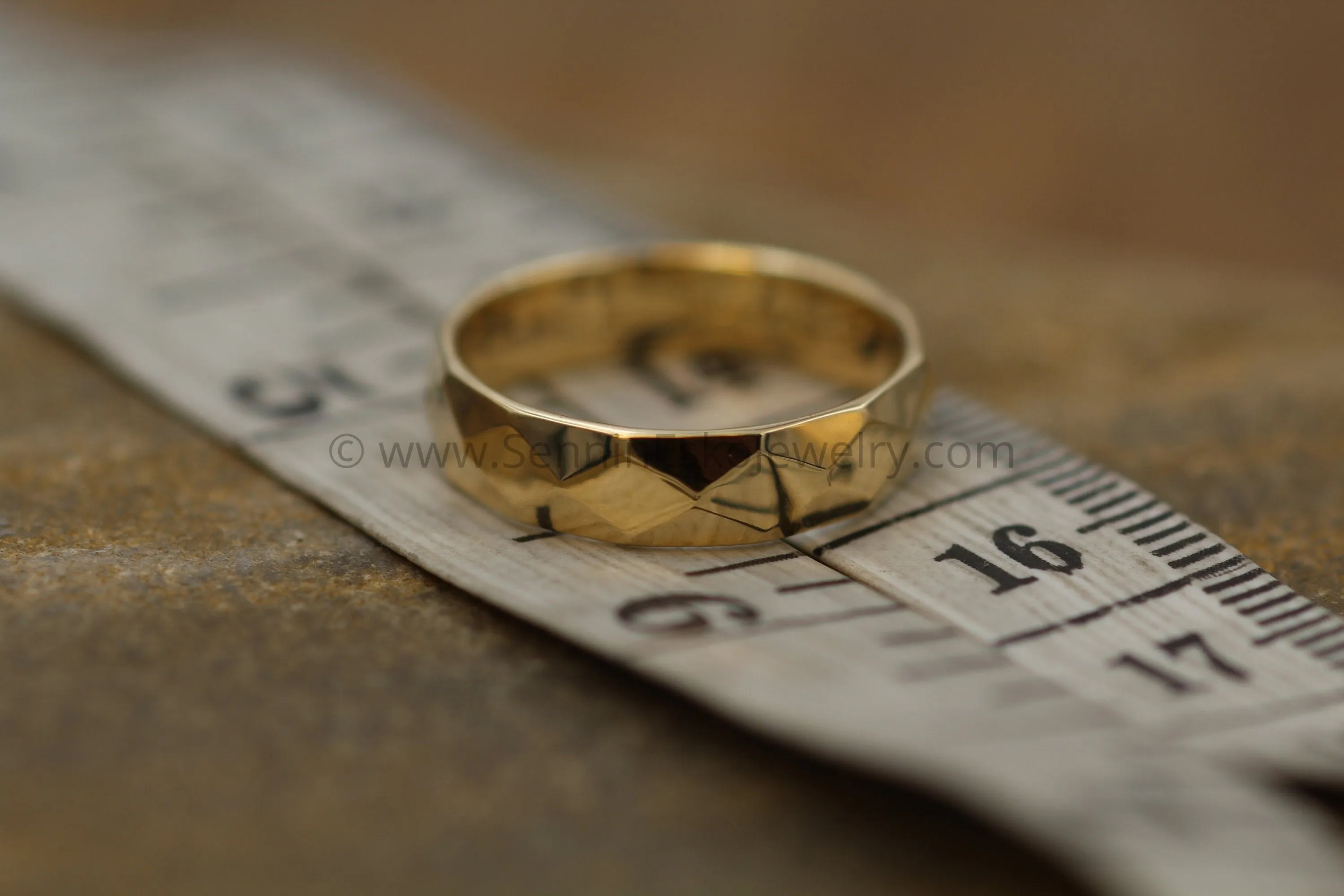 Faceted 14kt Yellow Gold 5x1.4mm Band