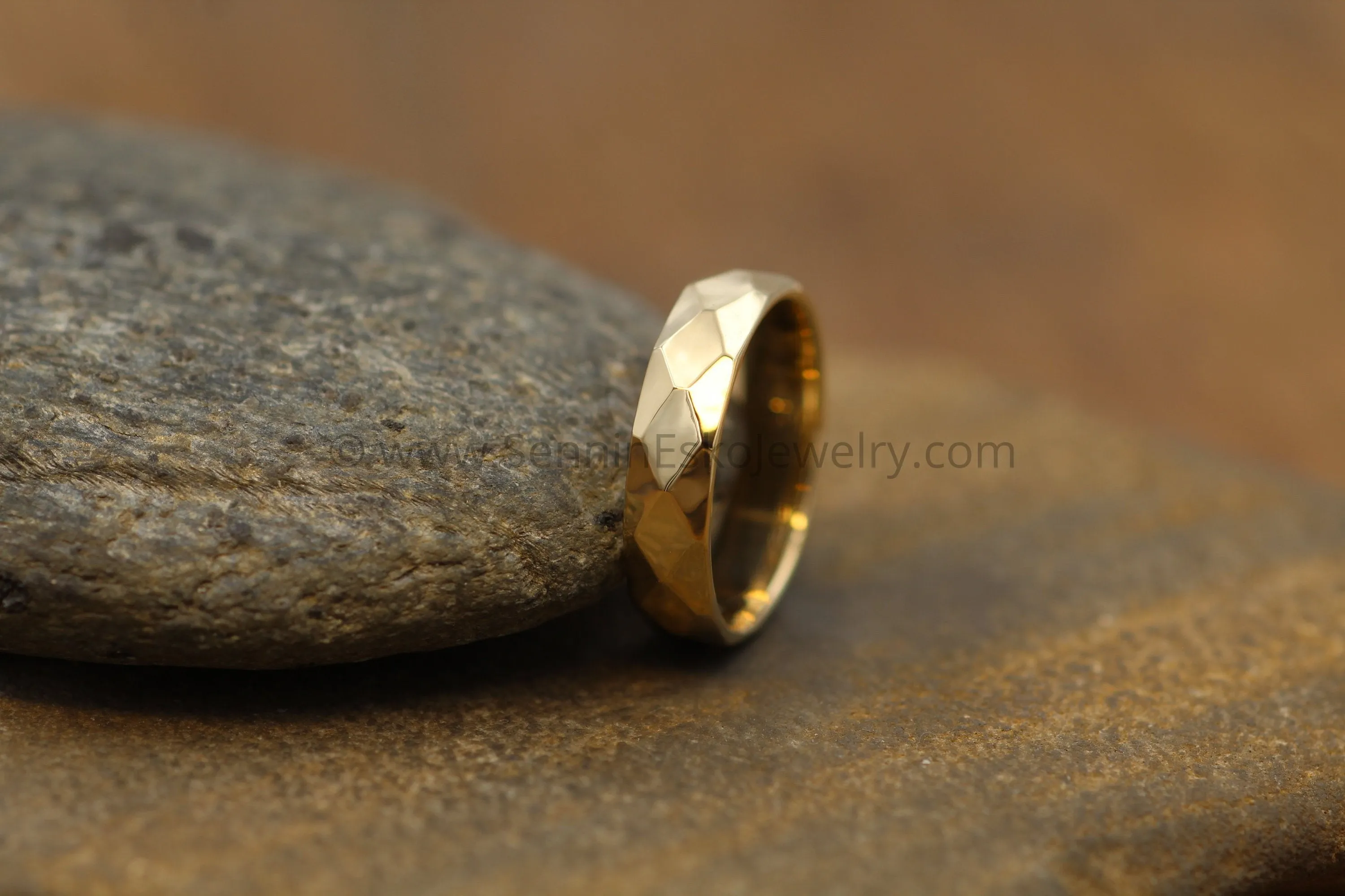 Faceted 14kt Yellow Gold 5x1.4mm Band