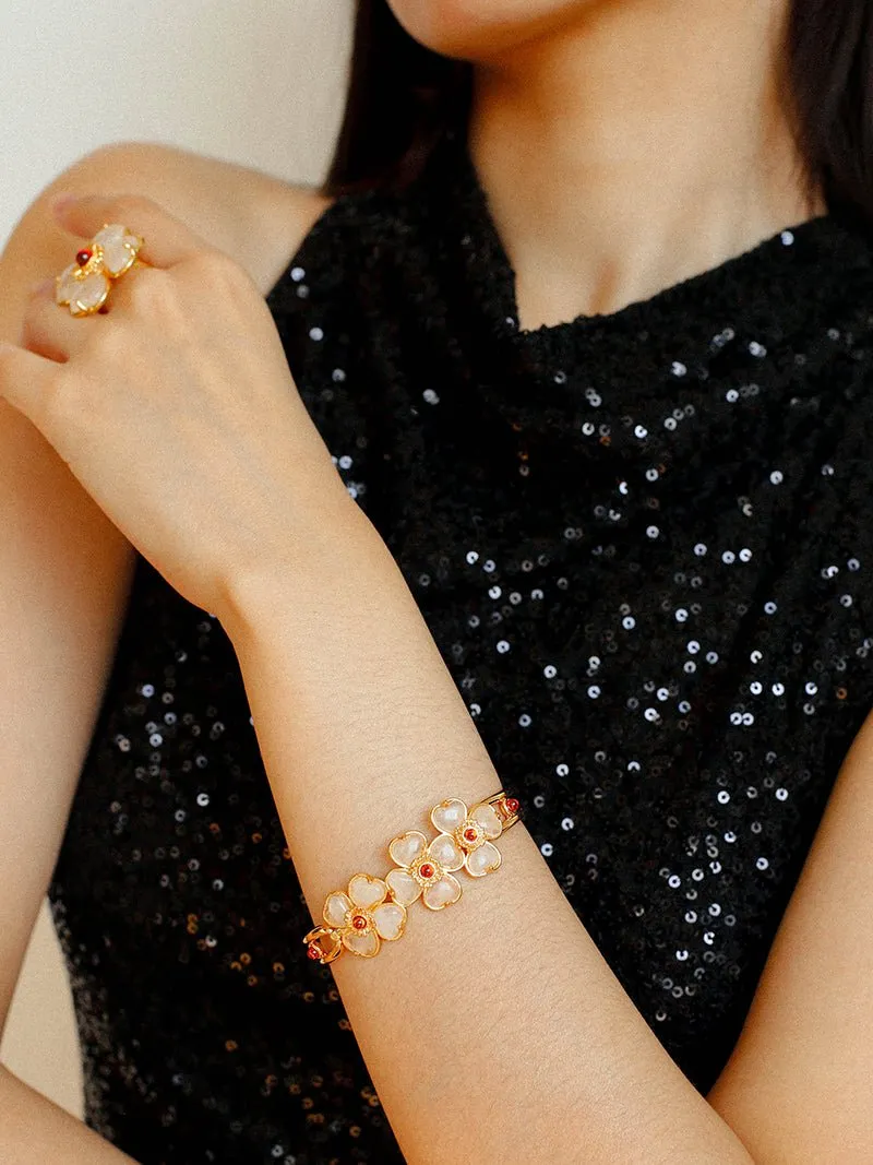 Four-leaf Clover Bangle Bracelets With White Crystal