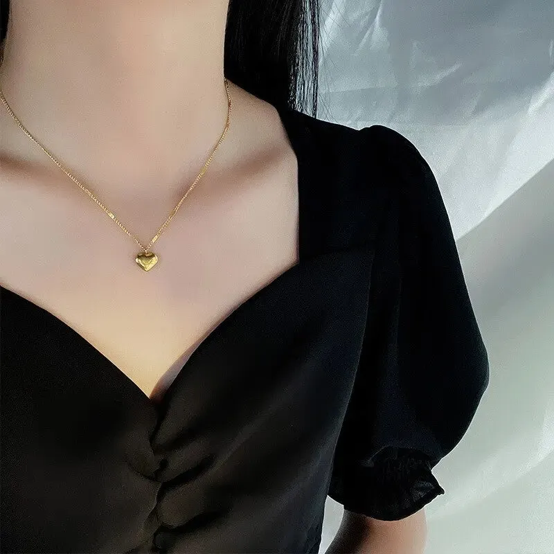 Gold-color Necklace Ms Simple Fashion Peach Heart Engraved Love Collarbone Chain Holiday Gifts