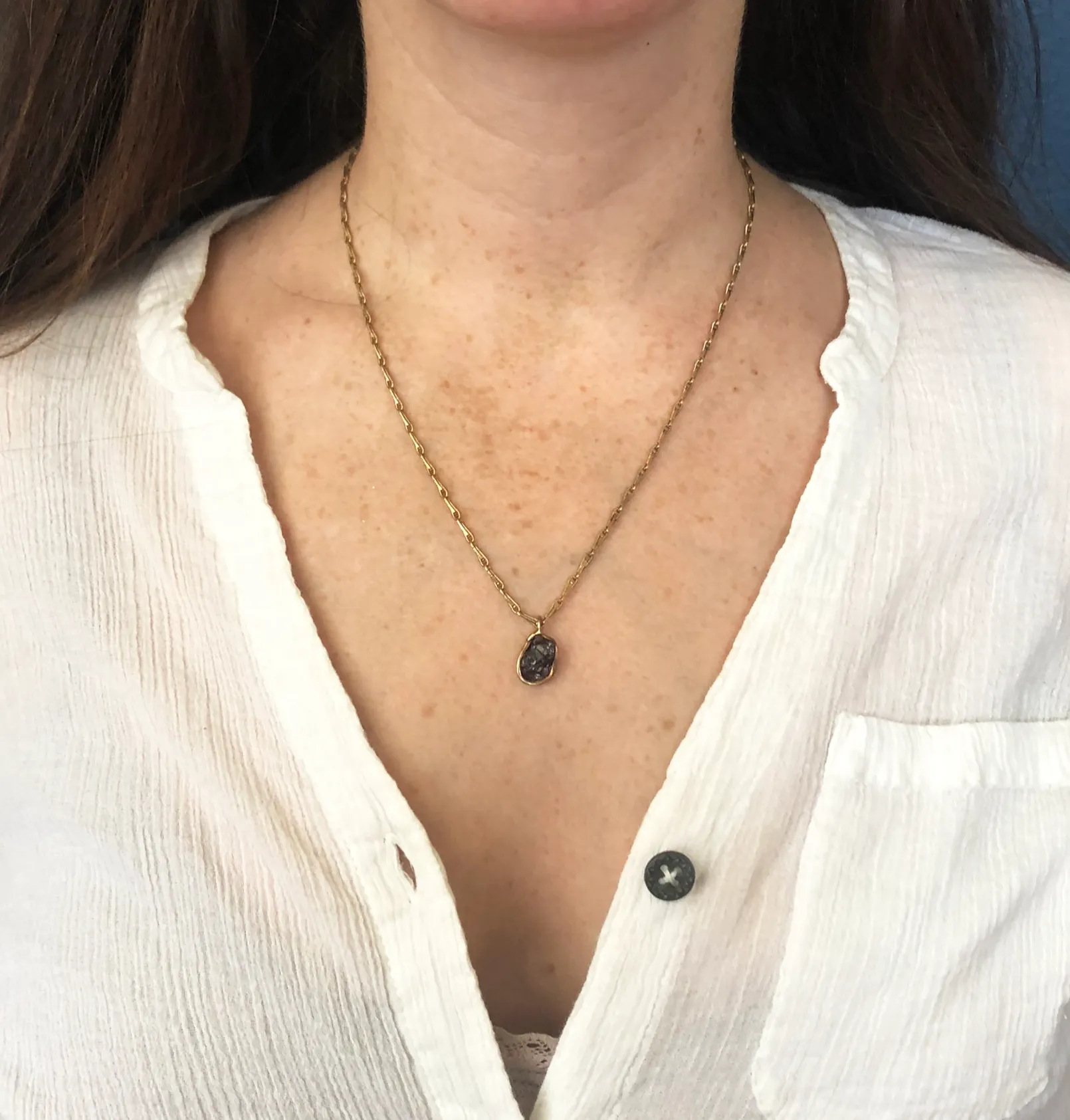 Guardian Pendant - Garnet