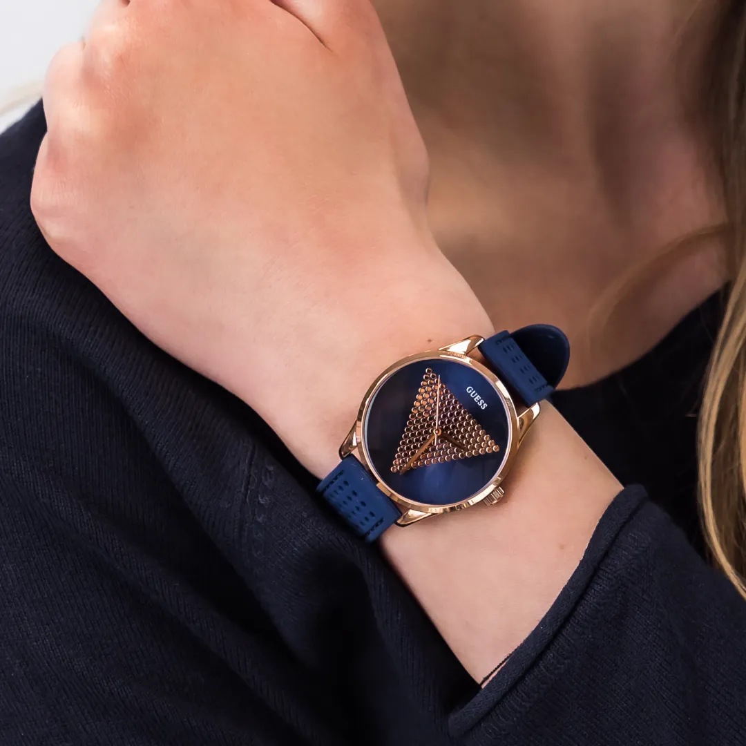 Guess - W1227L3