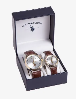 HIS AND HERS LEATHER STRAP WATCH SET