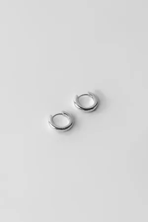 HUGGIES SMALL EARRINGS