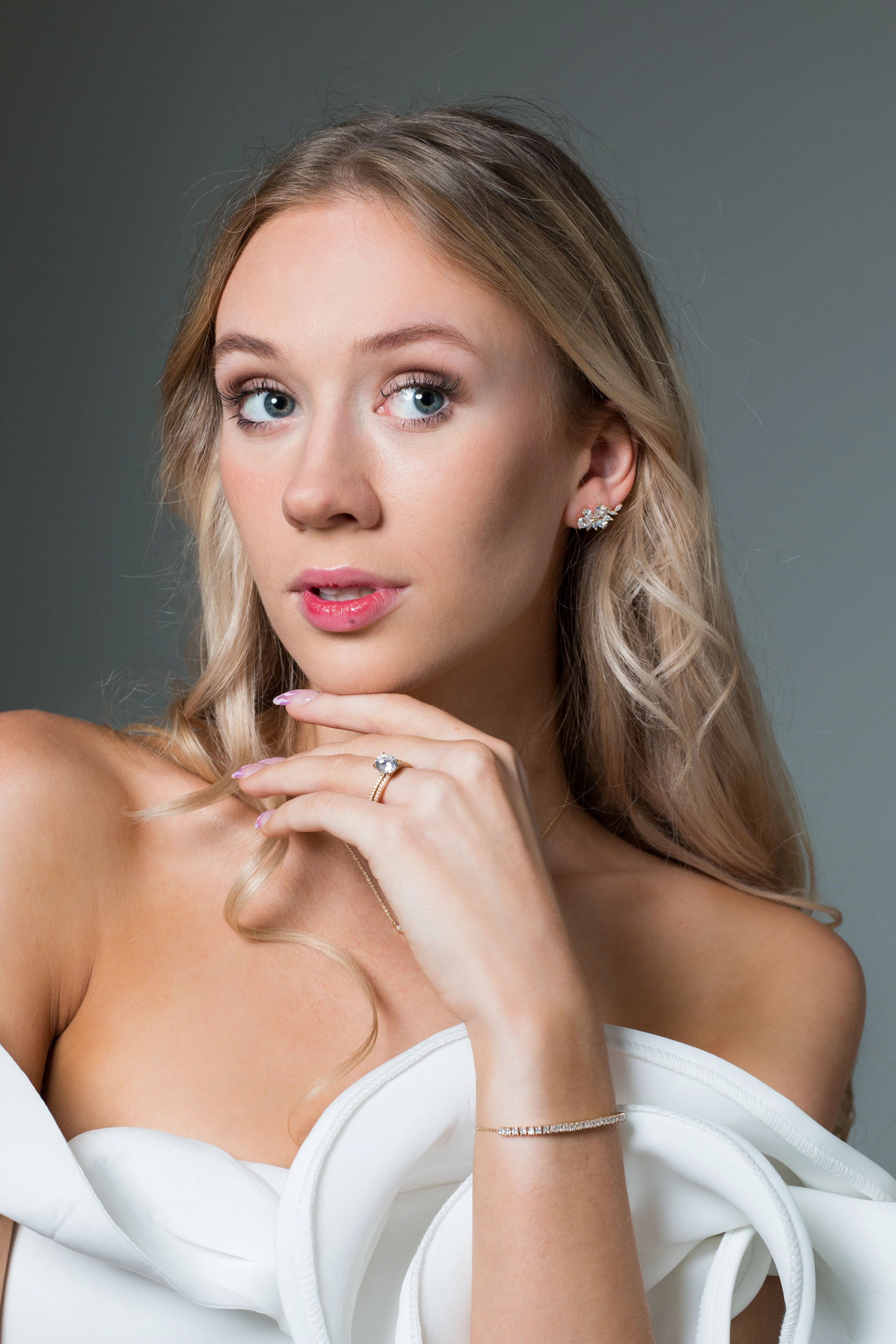 ICONIC BRIDAL ANNE BAND GOLD