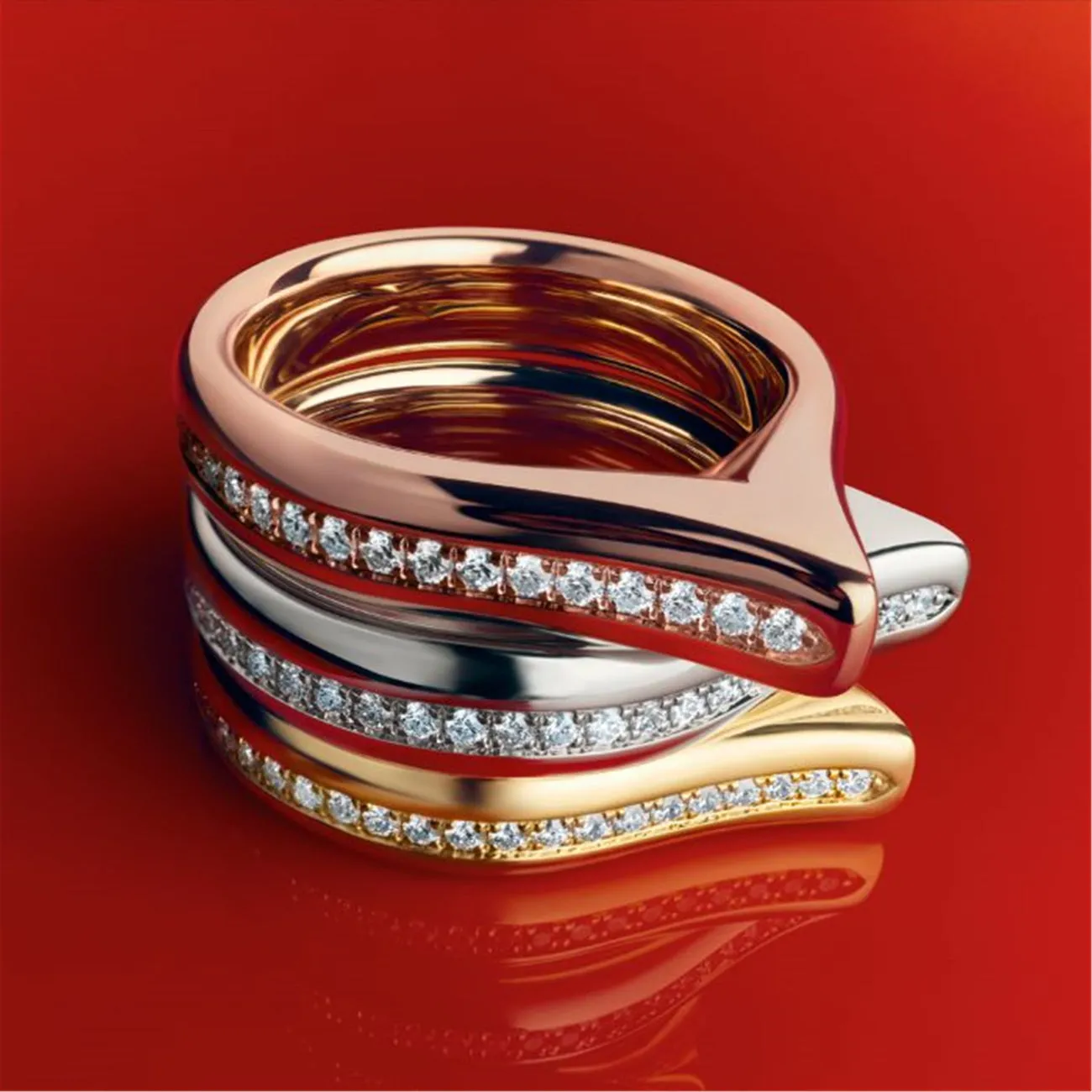 LU 18K White Gold Diamond Band Ring