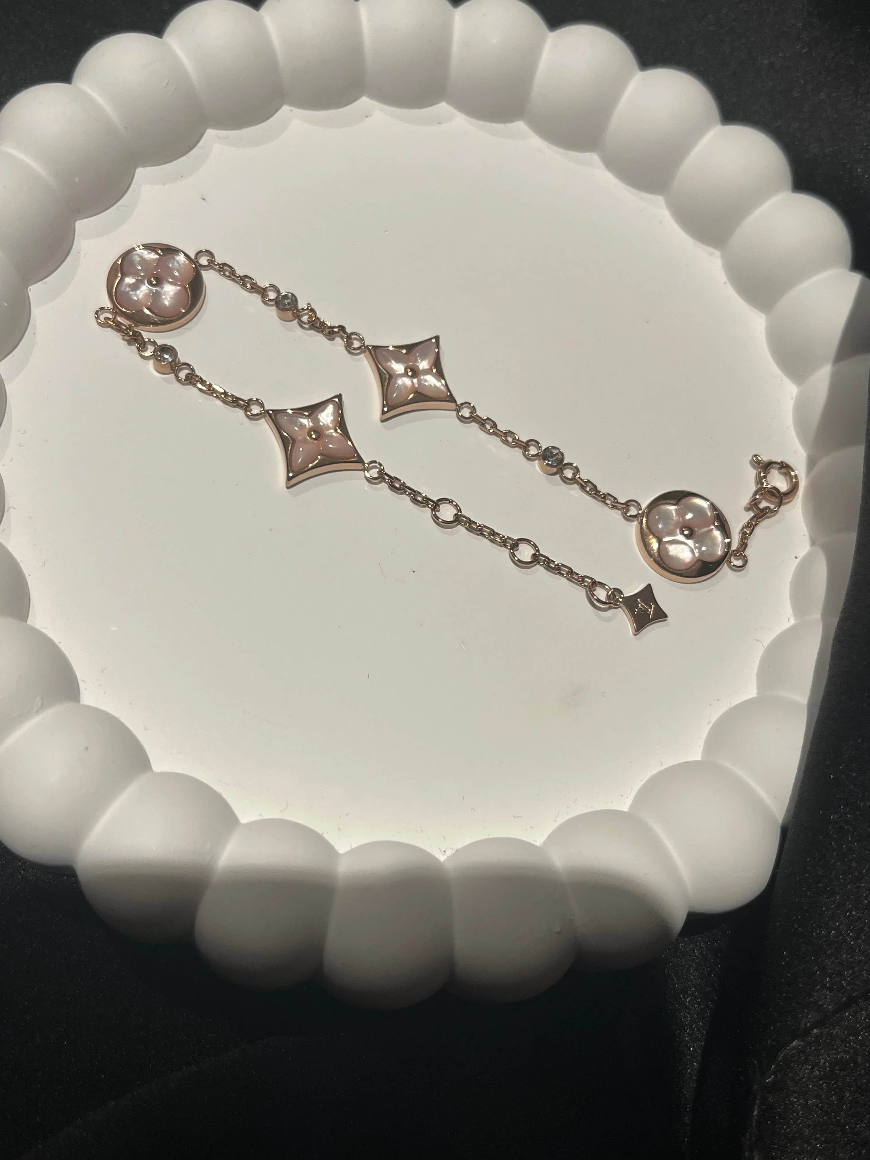 Lvee rose gold and pink