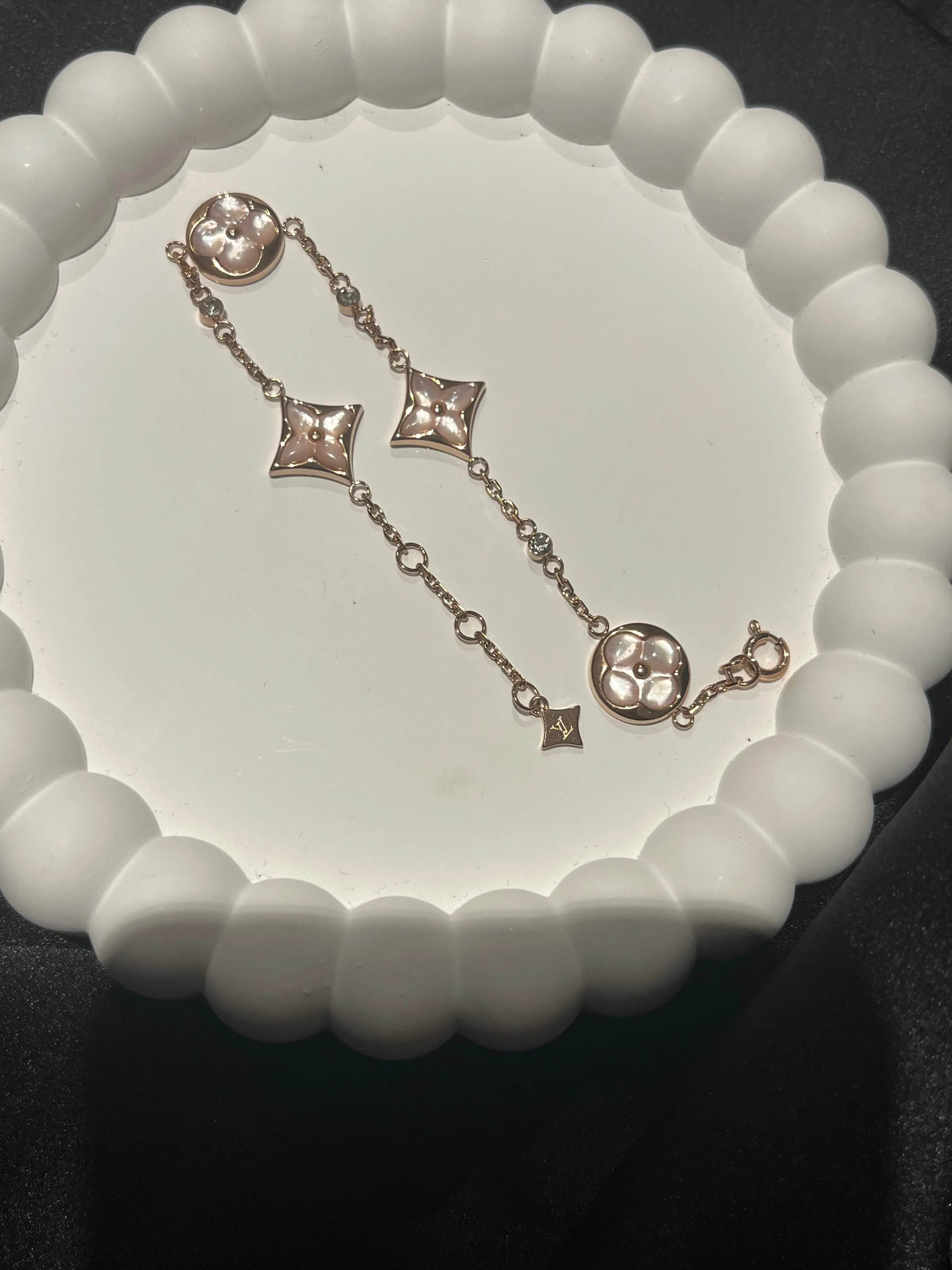 Lvee rose gold and pink