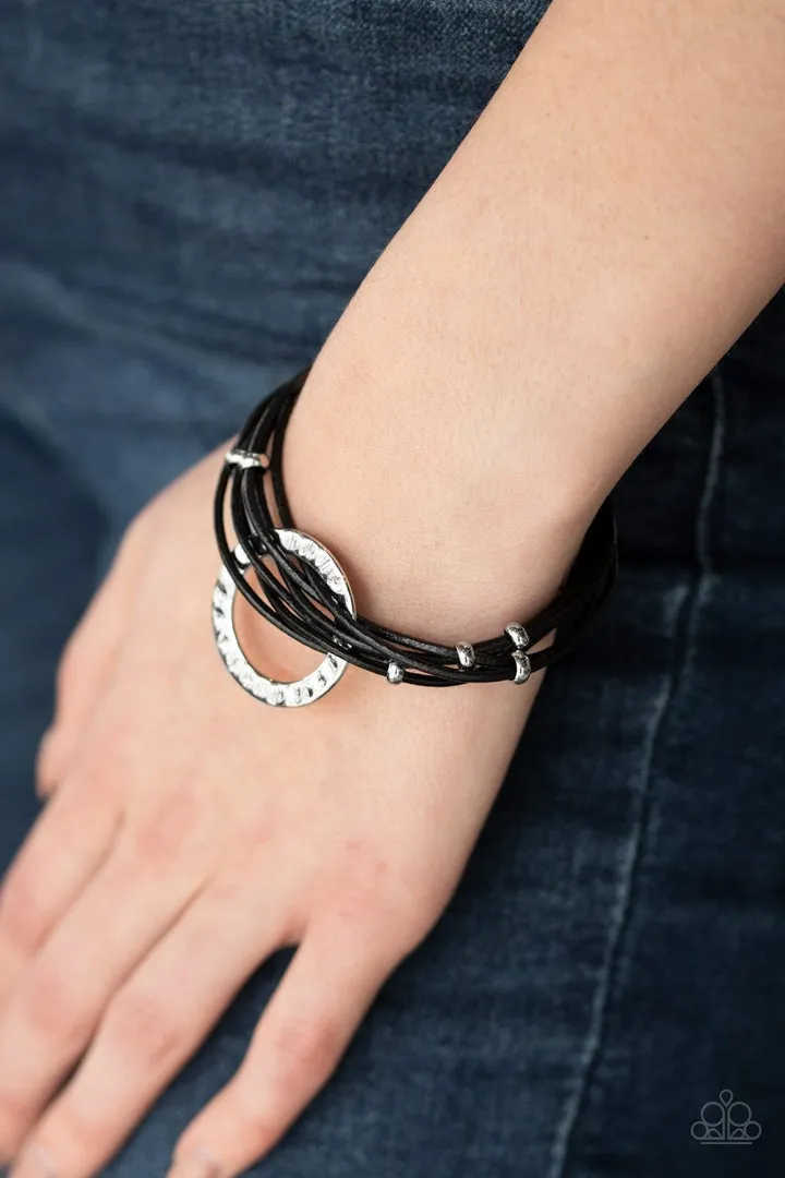Magnetic Muse Black Paparazzi Bracelet