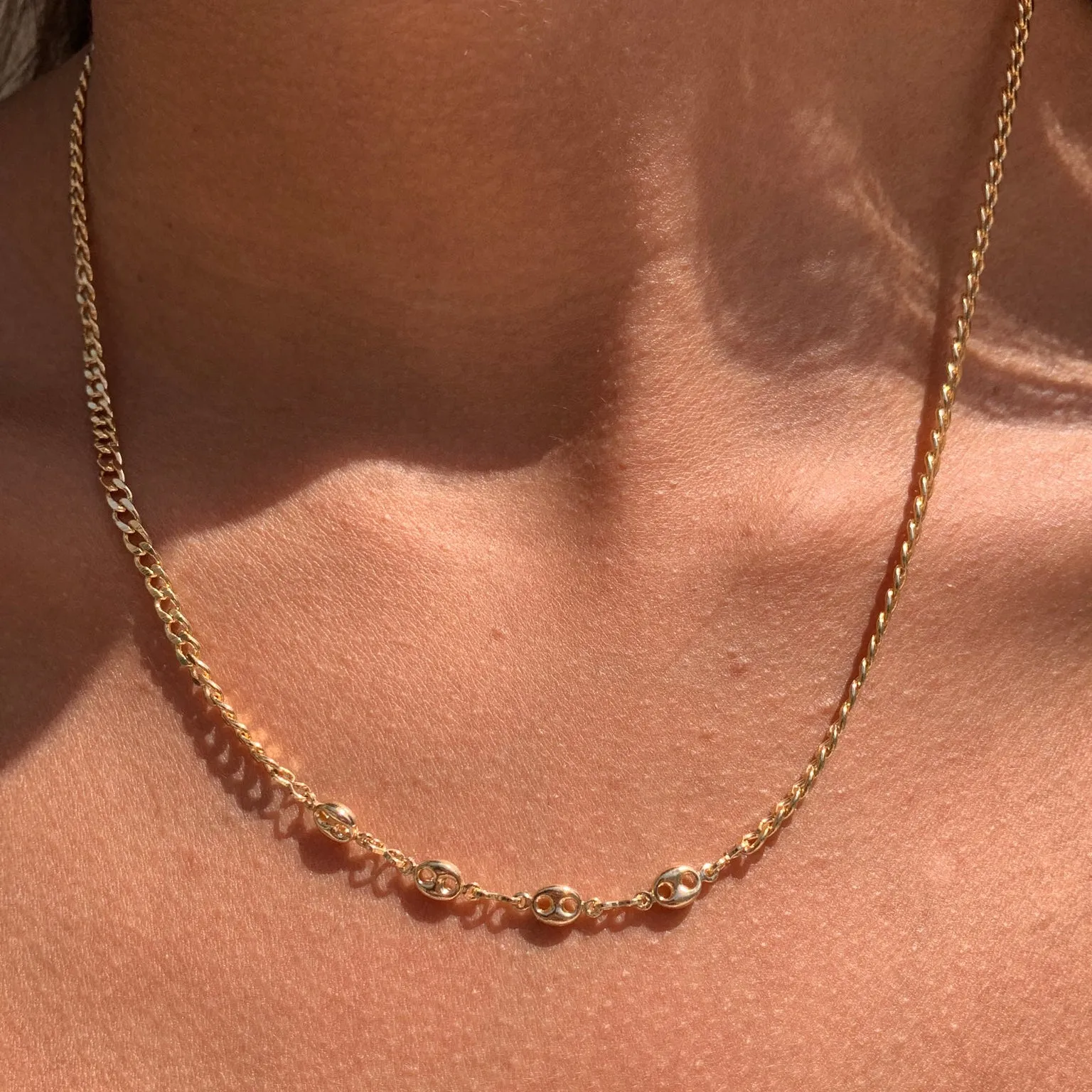 Mariner Puff X Curb Chain