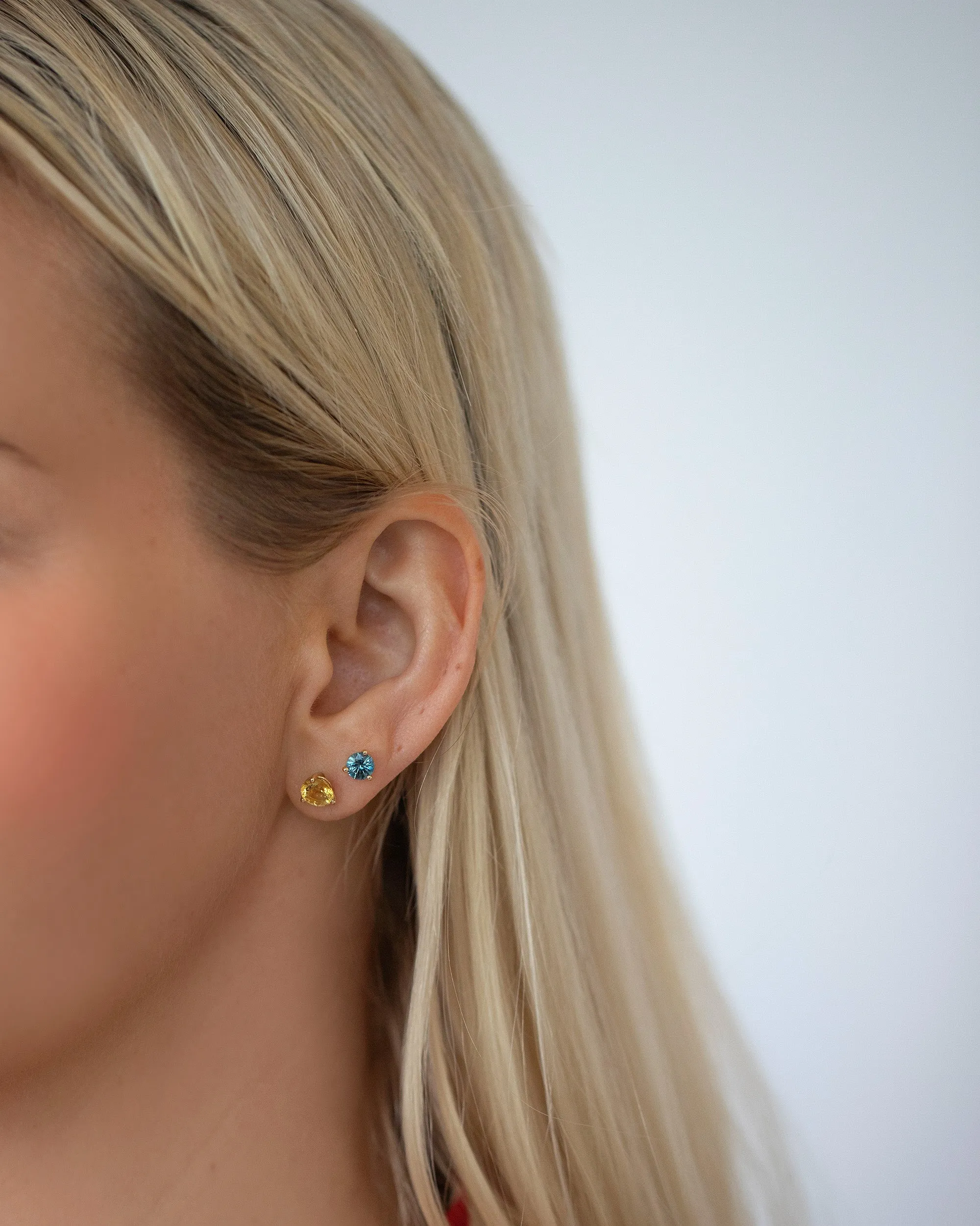 Martini Stud Earrings - Blue & White Sapphire