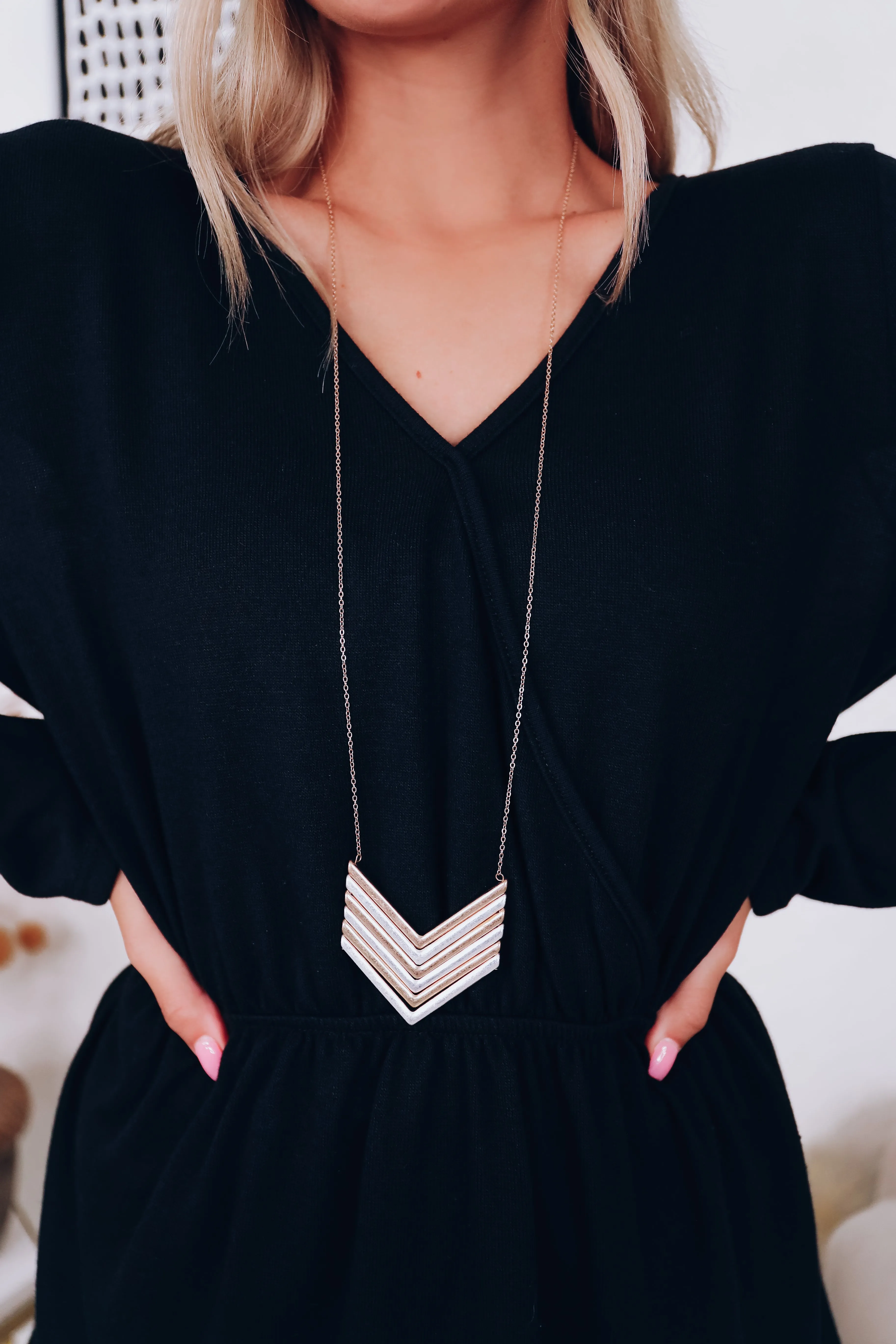 Medal Arrow Long Pendant Necklace - Silver/Gold