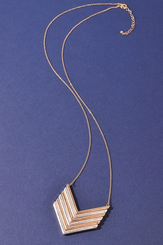 Medal Arrow Long Pendant Necklace - Silver/Gold