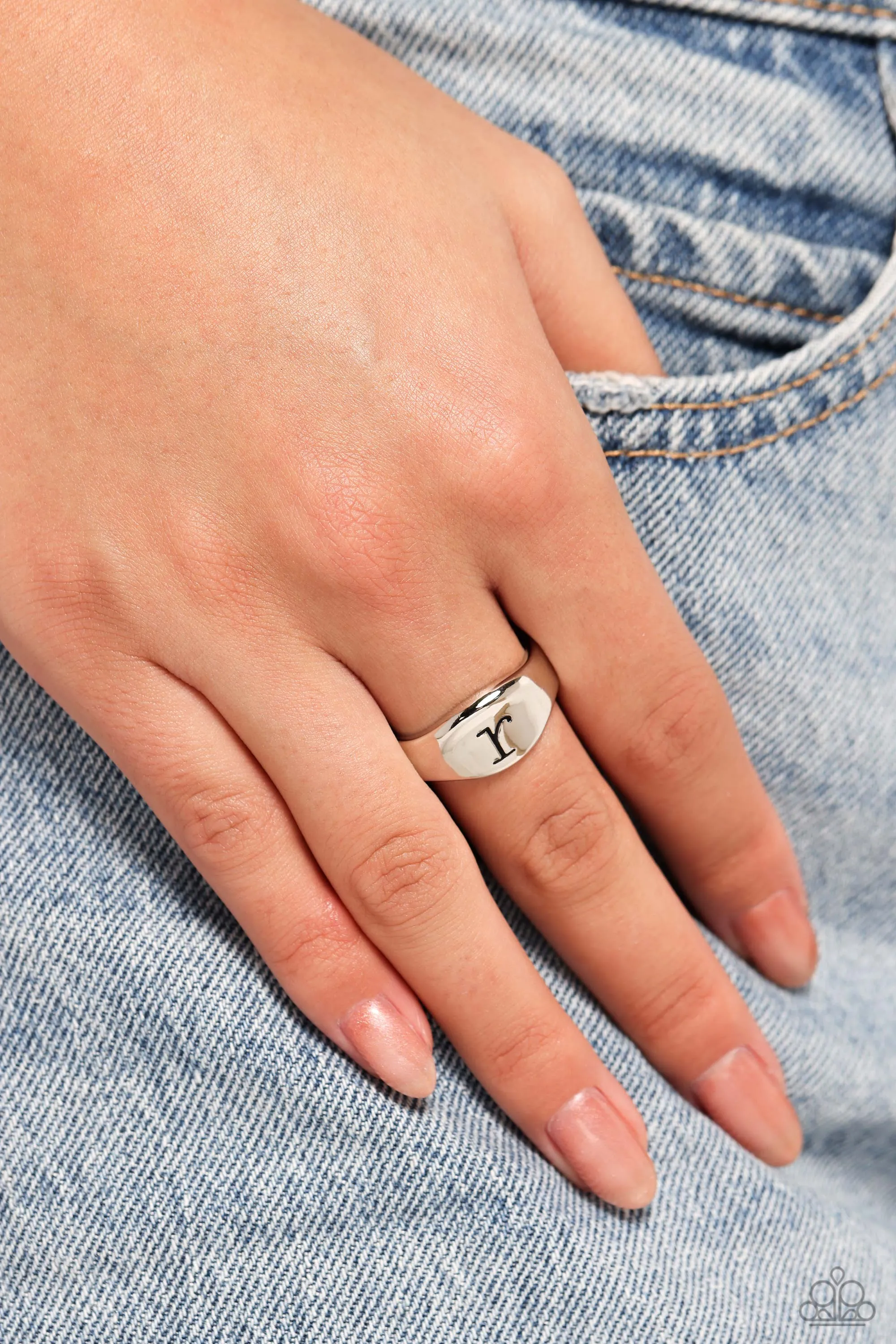 Monogram Memento - Silver - R Initial Ring