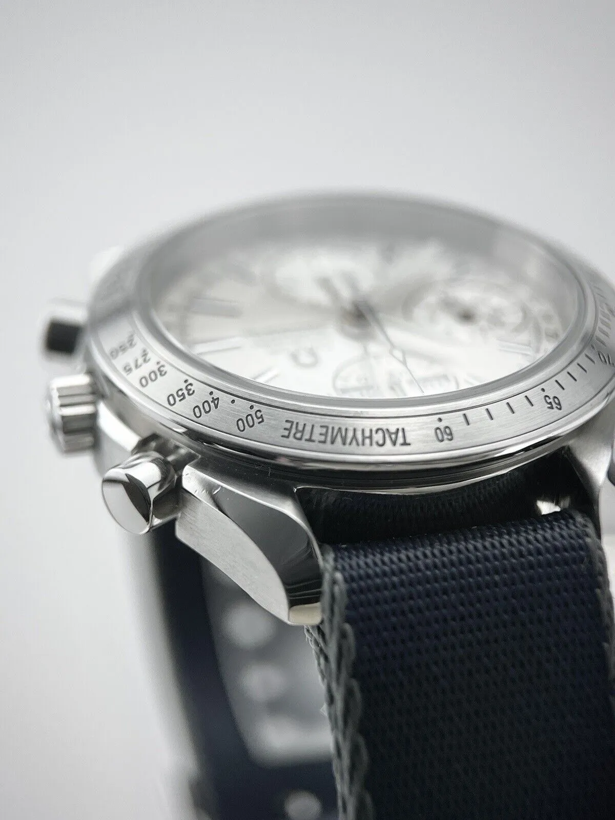 Omega Speedmaster Day Date Ref-3221.30.00 40mm Steel Watch Box And Papers 2010