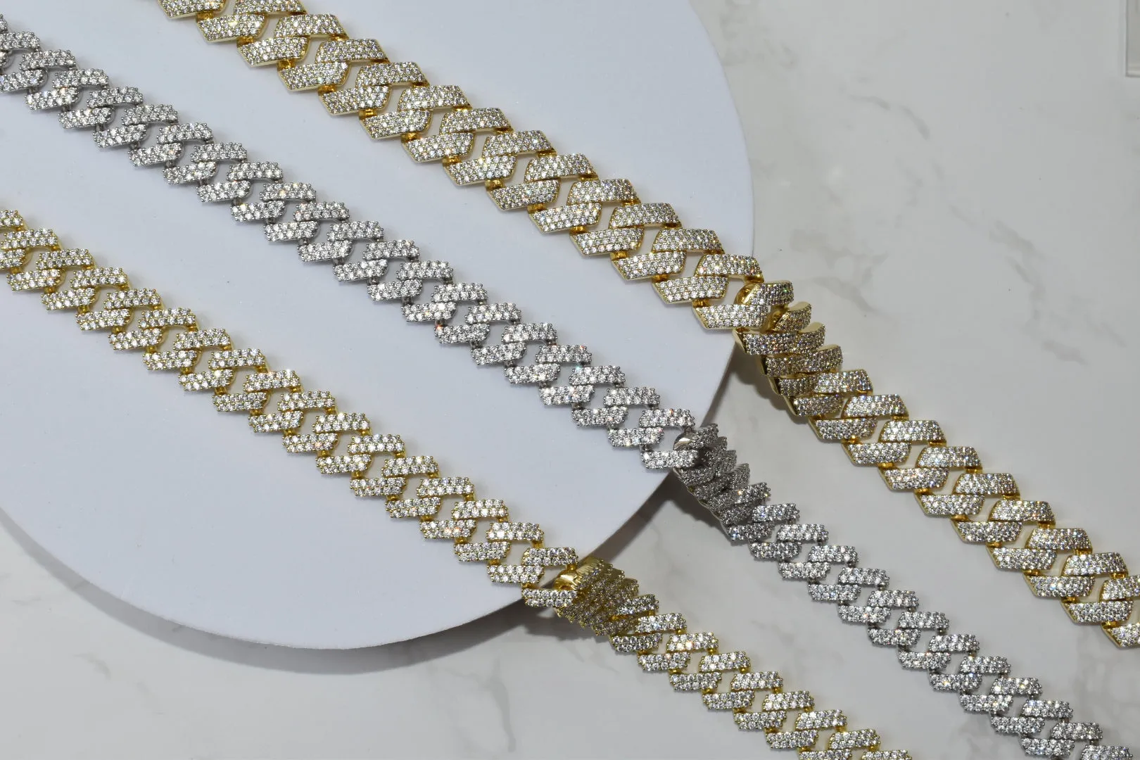 Pavé Cuban Link Chain - 14MM