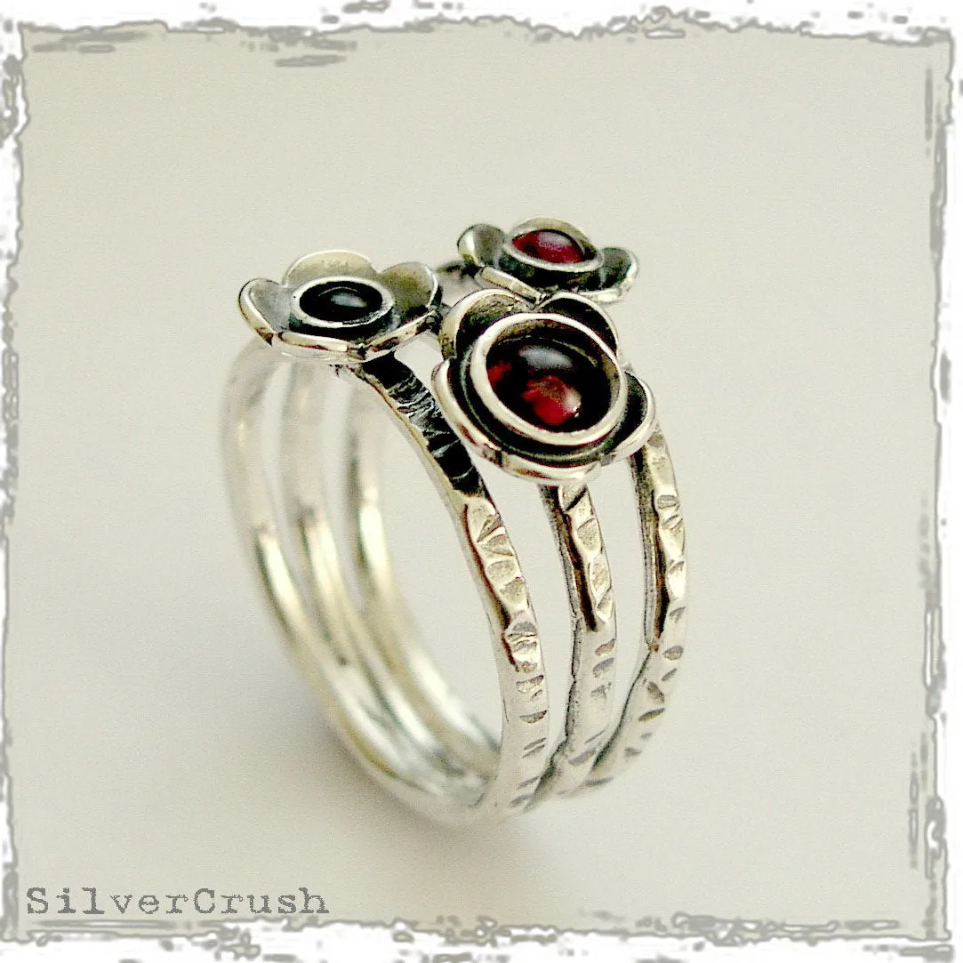 Pearls Silver Engagement Ring - Guess.