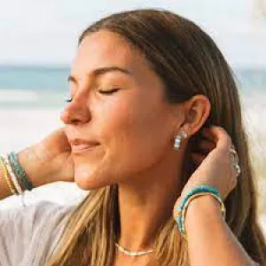 Pura Vida - Sunset Striped Enamel Stud Rainbow Earrings Gold