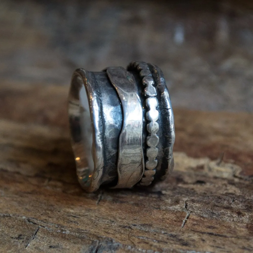 Silver Gold Spinner Ring - Blackness Of The Night.