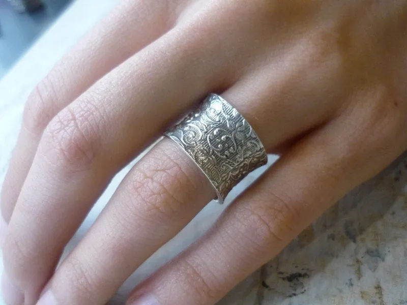 Silver wedding band, filigree band, UNoxidized band, botanical band, wide band, unisex band, wedding band - Our life together R1209S