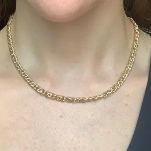 Simple Chain Link Necklace