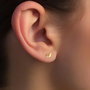 Small Snail Stud