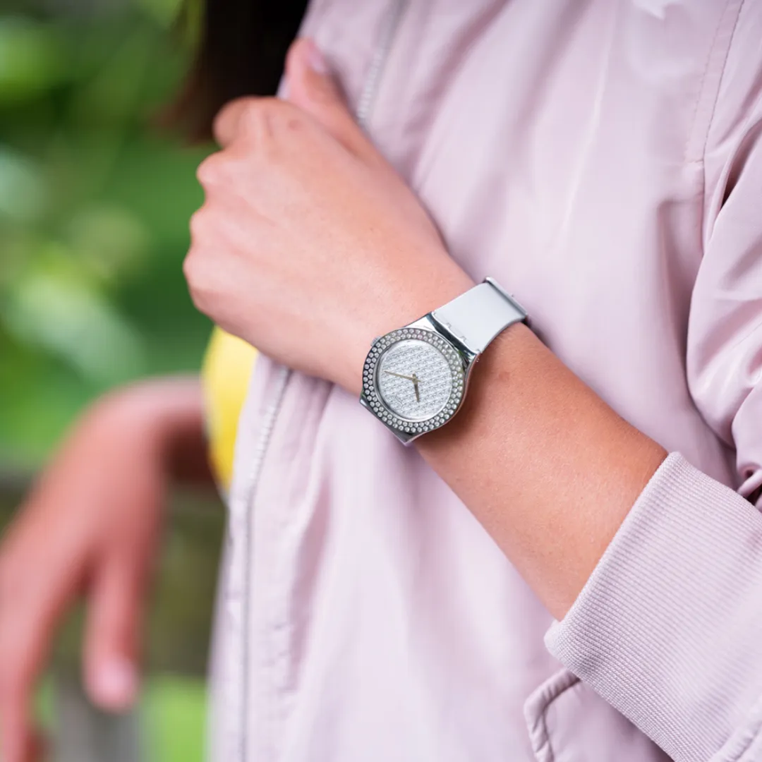 Swatch - YLS216