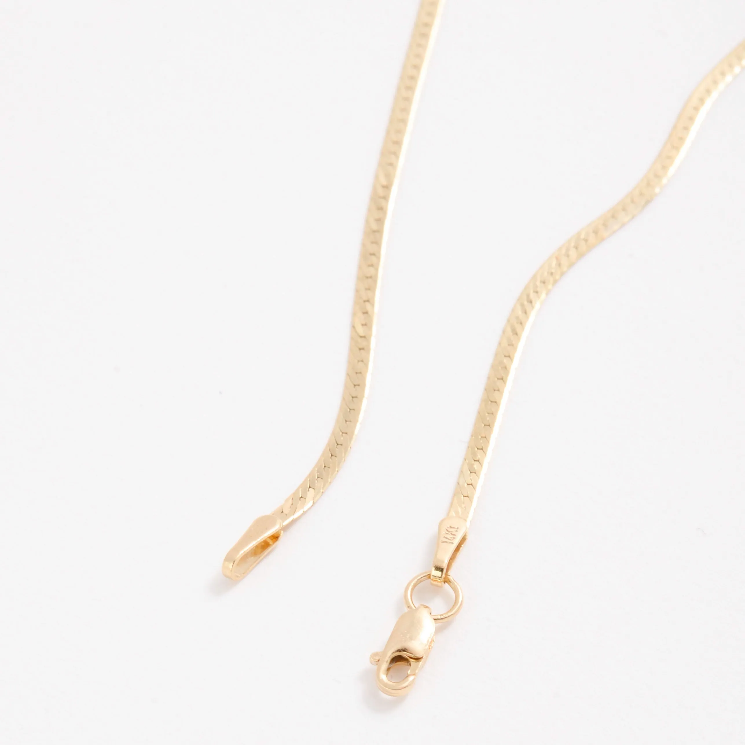 Thin 14K Gold Serpentina Necklace