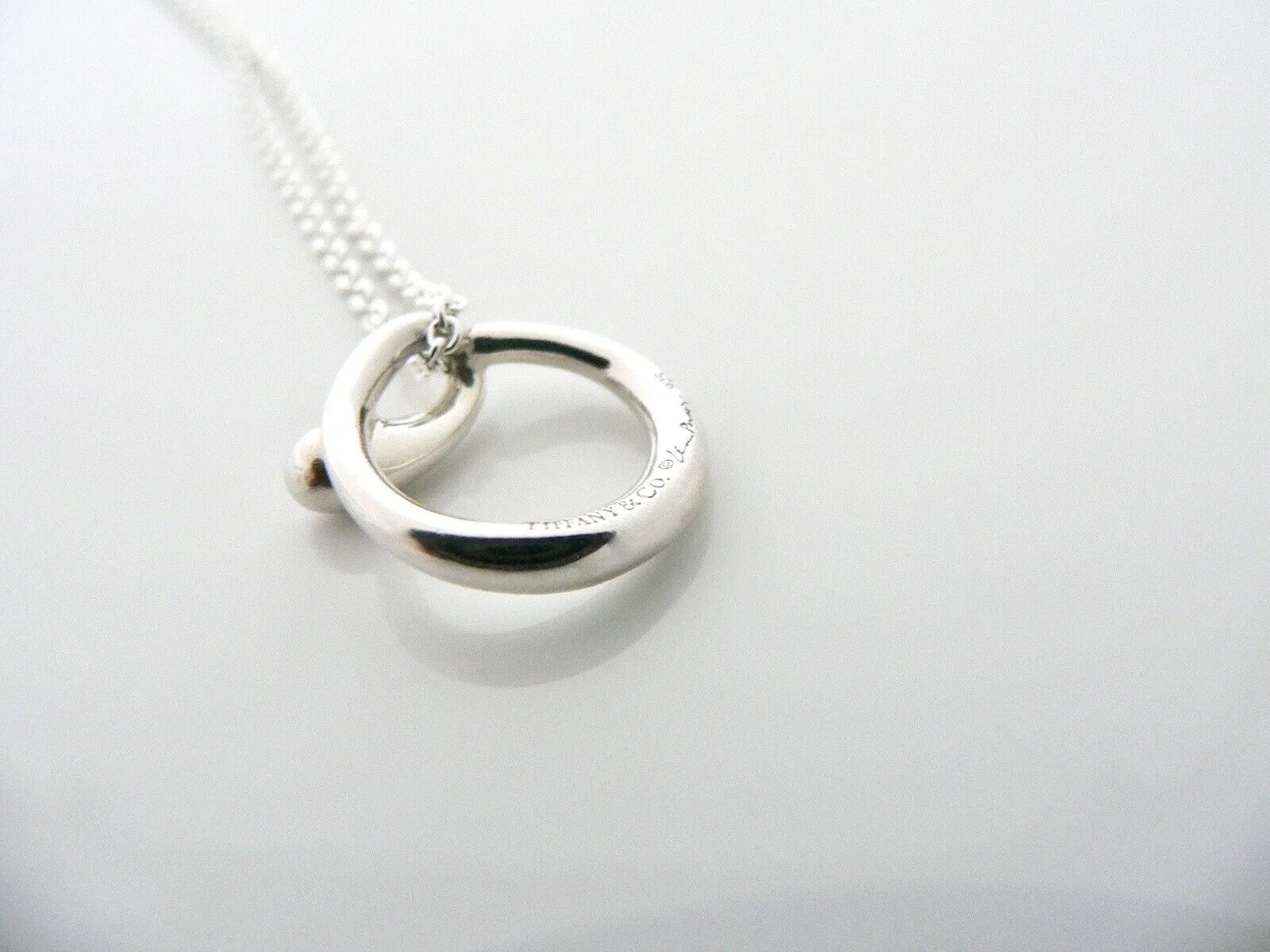 Tiffany & Co Silver Peretti Alphabet O Necklace Pendant 18 In Chain Medium Size