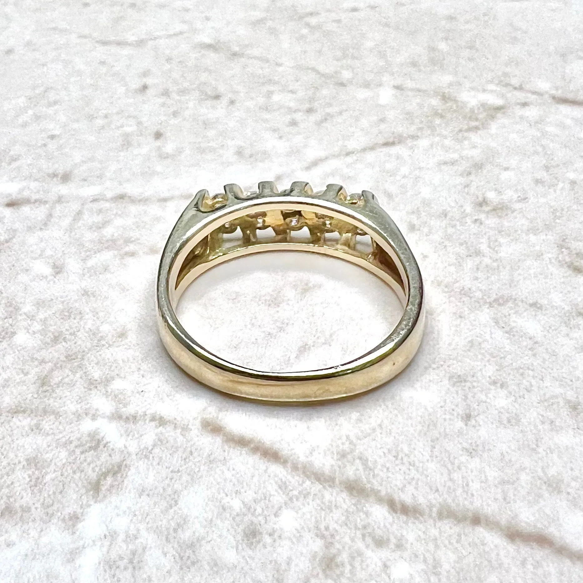 Vintage 14 Karat Yellow Gold Double Row 0.20 Carat Diamond Band Ring